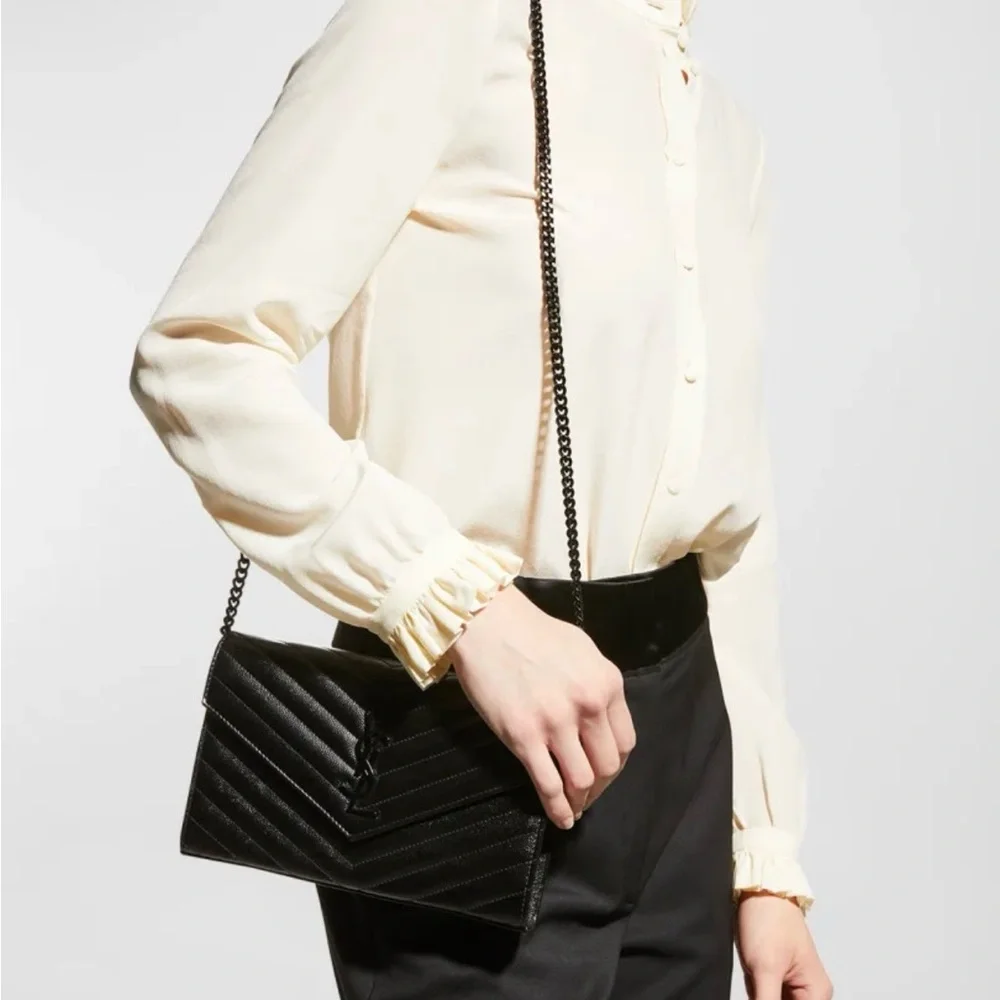 Yves Saint Laurent Black Quilted Bag - Picture 5 of 5